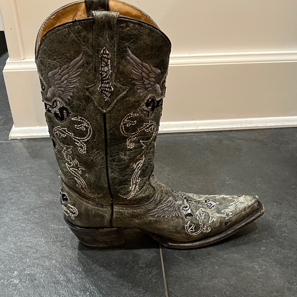 Vintage Very Volatile Leather Embroidered Cowboy Boots - Black and Gray - Picture 6 of 15